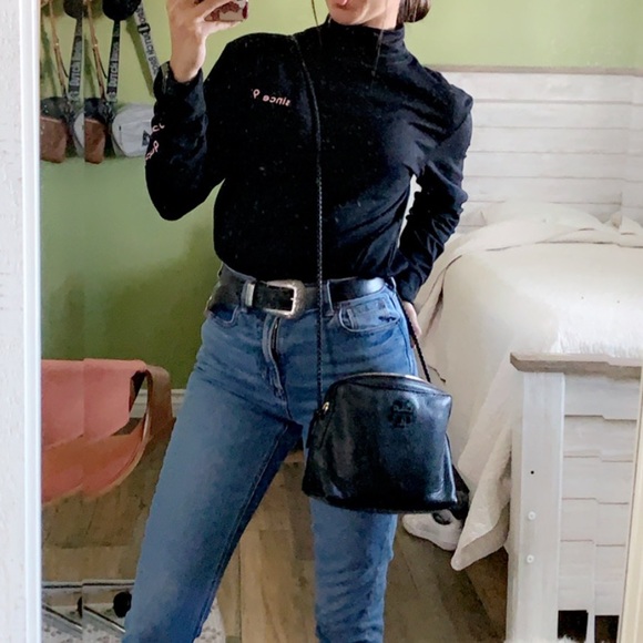 Dutch Bros Mock neck long sleeve - Picture 5 of 5